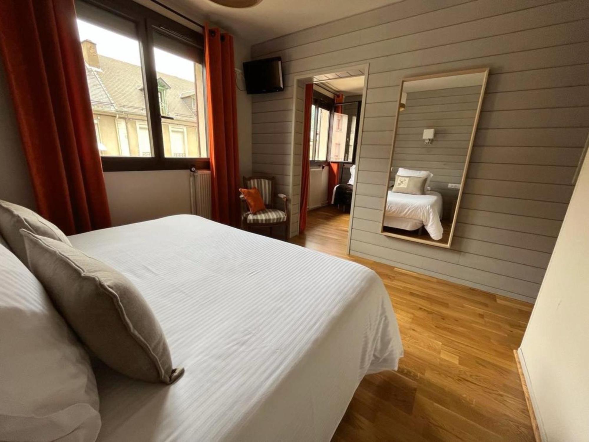 Hotel La Rencluse Saint-Mamet エクステリア 写真