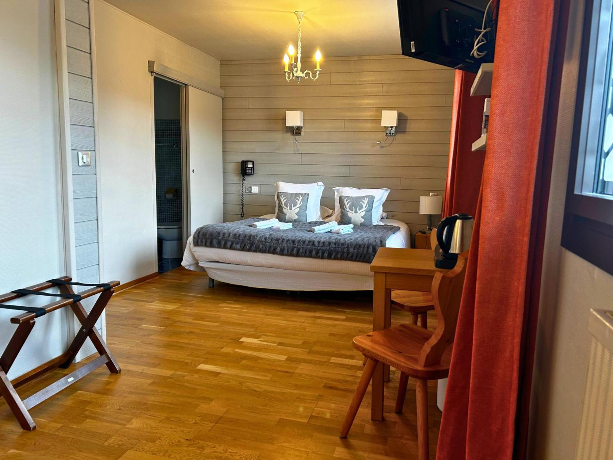 Hotel La Rencluse Saint-Mamet エクステリア 写真