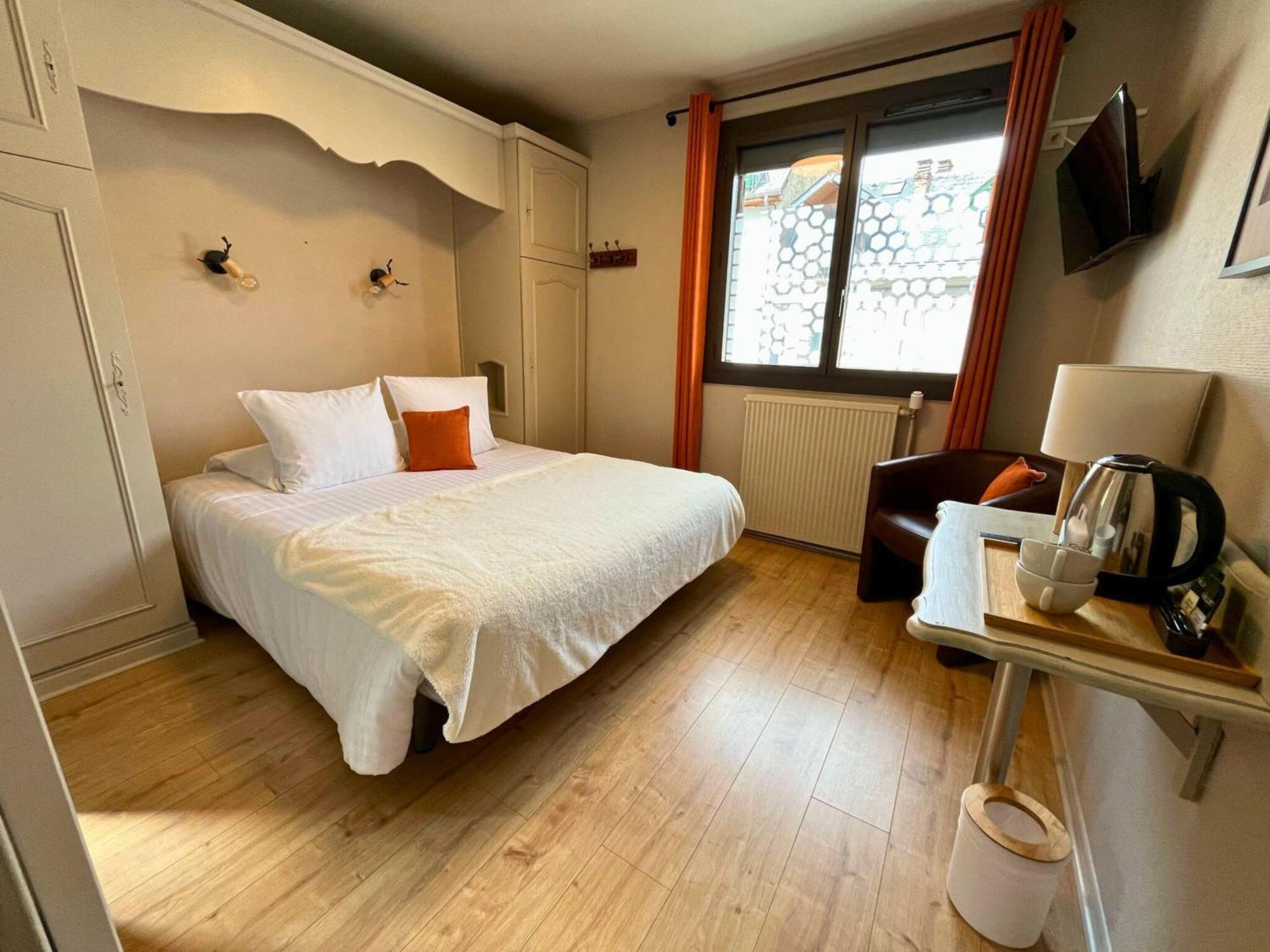 Hotel La Rencluse Saint-Mamet エクステリア 写真